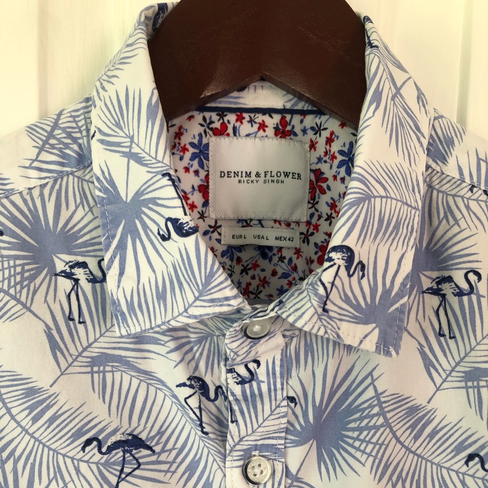 Denim & Flower short sleeved shirt. - Picture 2 of 3